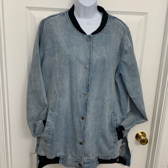 Emory Park size medium VINTAGE oversized denim jacket with front snap closure - Picture 5 of 15